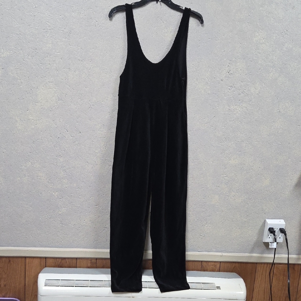 Free People Classic Velvet Black Scoup Neck  Jumpsuit Side Zip XS